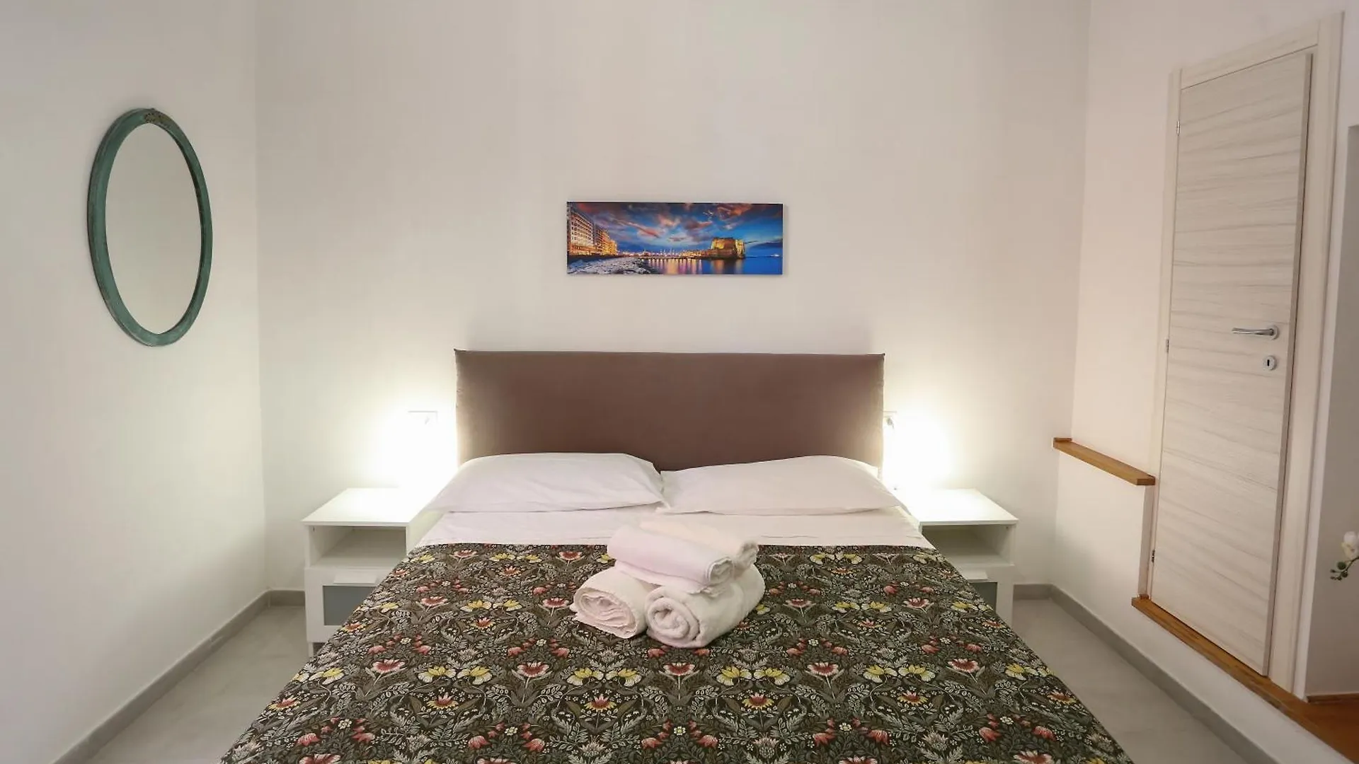 Dante & Serenella Naples Guest house