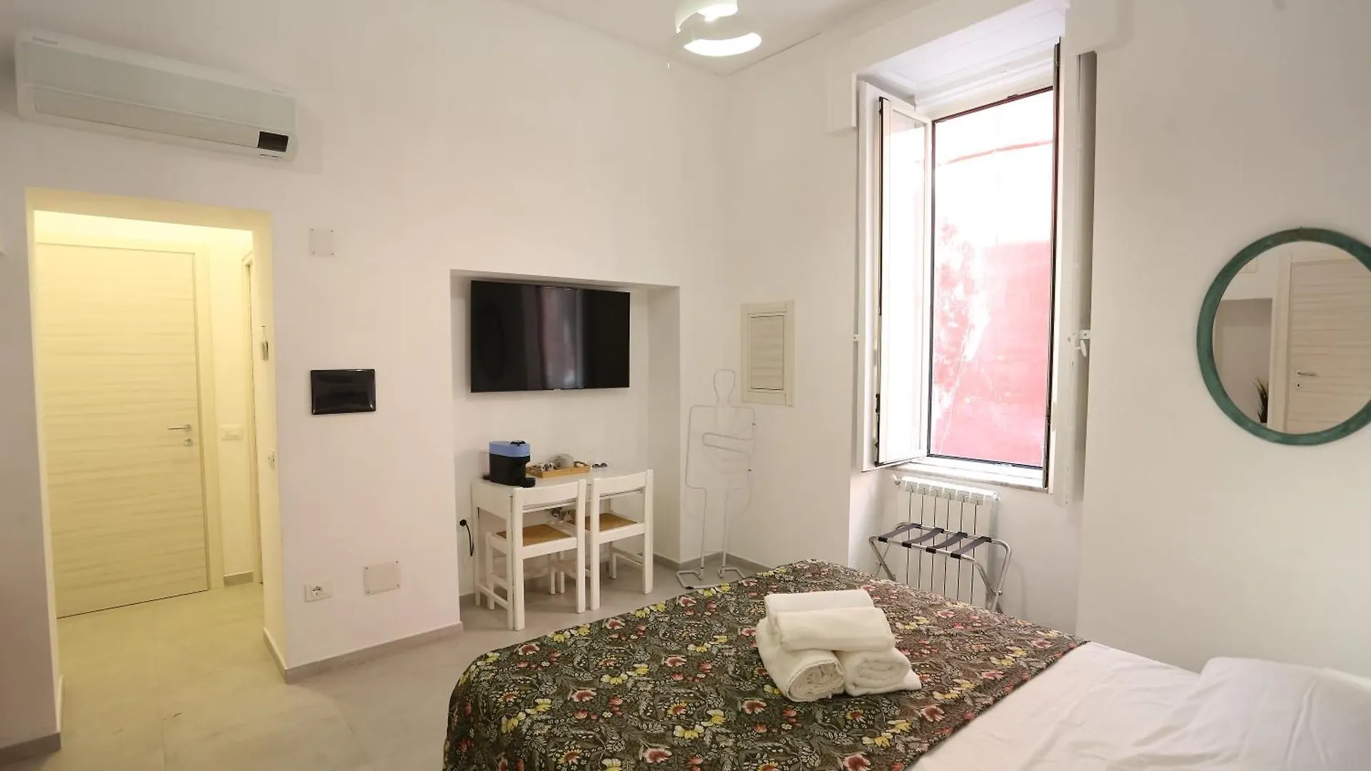 Guest house Dante & Serenella Naples Italy